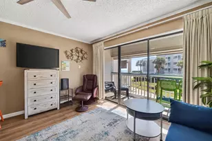 6102 Seawall Blvd, Galveston, TX 77551 - Photo 9