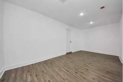 1203 W 6th Street, Freeport, TX 77541 - Photo 23