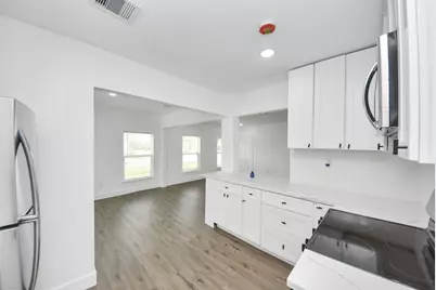 1203 W 6th Street, Freeport, TX 77541 - Photo 17