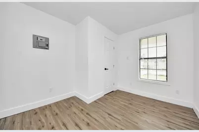 1203 W 6th Street, Freeport, TX 77541 - Photo 27