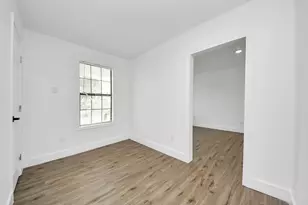 1203 W 6th St, Freeport, TX 77541 - Photo 25