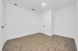 1203 W 6th St, Freeport, TX 77541 - Photo 35