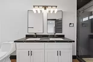 4929 Wilmington St A/B St, Houston, TX 77033 - Photo 23