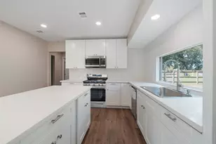 1200 Adams St, Baytown, TX 77520 - Photo 9