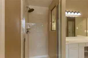 913 Elm Pointe Ln, League City, TX 77573 - Photo 27
