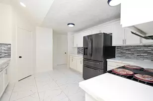 15427 Evergreen Pl Dr, Houston, TX 77083 - Photo 17