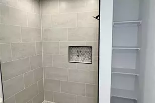 8803 Cottage Gate Ln, Houston, TX 77088 - Photo 17