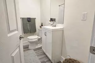 313 E St Joseph St, Lansing, MI 48933 - Photo 9