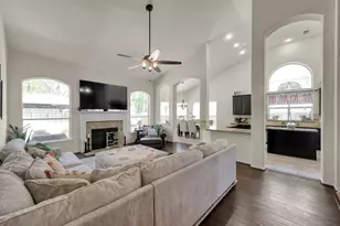 1602 Cafe Dumonde, Conroe, TX 77304 - Photo 7