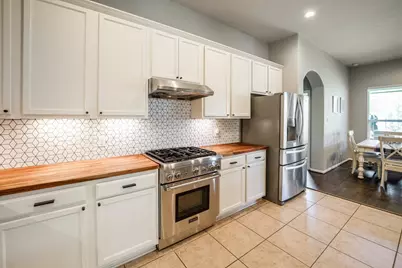 25227 Hawthorne Blossom Drive, Spring, TX 77389 - Photo 9