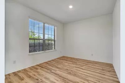 4327 Oakdale Mist Drive, Dickinson, TX 77539 - Photo 7