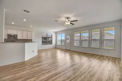 4327 Oakdale Mist Drive, Dickinson, TX 77539 - Photo 11