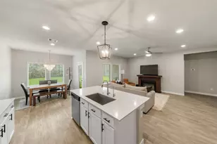 12268 Council Grove Dr, Conroe, TX 77384 - Photo 3