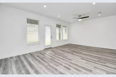 12316 Basilwood Drive, Houston, TX 77047 - Photo 15