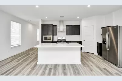 12316 Basilwood Drive, Houston, TX 77047 - Photo 7