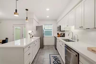 2505 Briar Ridge Drive #50, Houston, TX 77057 - Photo 5