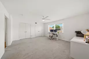 2505 Briar Ridge Dr, Houston, TX 77057 - Photo 19