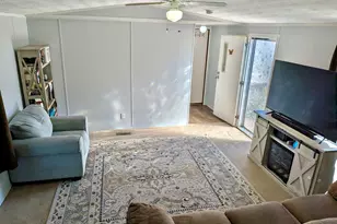 1535 Bayview Dr, Palacios, TX 77465 - Photo 3