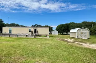 1535 Bayview Dr, Palacios, TX 77465 - Photo 19