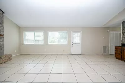 2014 First Crossing Boulevard, Sugar Land, TX 77478 - Photo 13