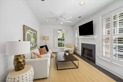 40 Hackberry Lane, Houston, TX 77027 - Photo 9