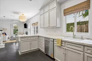 40 Hackberry Ln, Houston, TX 77027 - Photo 13