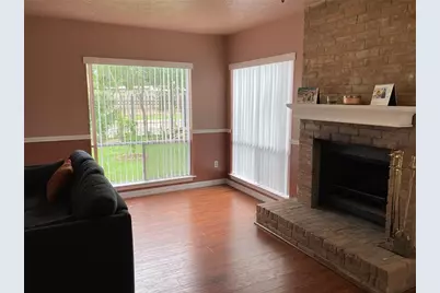 1839 Sherwood Forest Street, Houston, TX 77043 - Photo 5