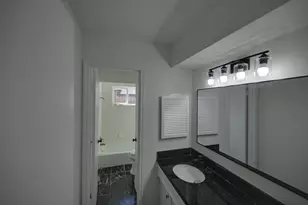 10410 Cook Rd, Houston, TX 77099 - Photo 9