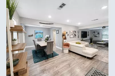 2043 Des Jardines Street, Houston, TX 77023 - Photo 3