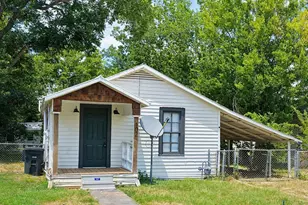 102 N Temple St, Caldwell, TX 77836 - Photo 11