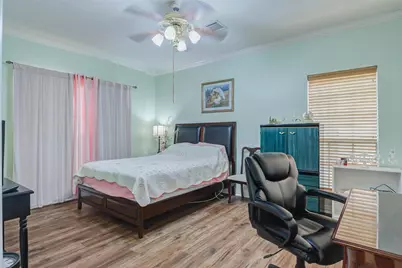 6131 Stoney Brook Drive, Houston, TX 77036 - Photo 11