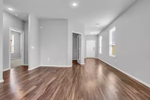 25703 Bottlebrush Sedge St, Katy, TX 77493 - Photo 9