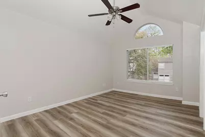 31 N Rushwing Circle, The Woodlands, TX 77381 - Photo 19