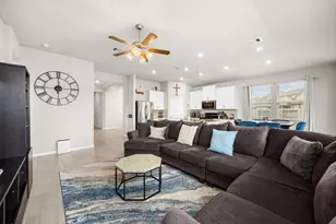 2406 Temple Crag Dr, Rosharon, TX 77583 - Photo 9