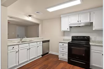 4118 Scenic Drive, Dickinson, TX 77539 - Photo 5