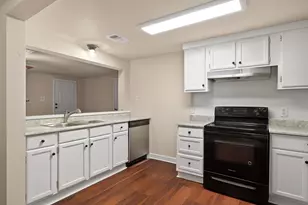 4118 Scenic Dr, Dickinson, TX 77539 - Photo 5