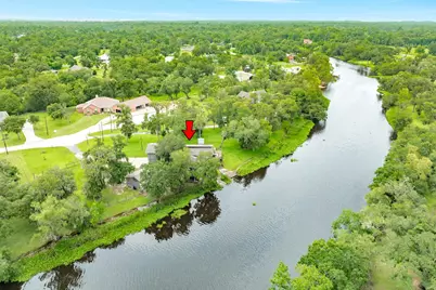 1 Buffalo Ct, Lake Jackson, TX 77566 - Photo 1