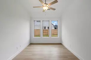 18806 Forested St, Manvel, TX 77578 - Photo 9