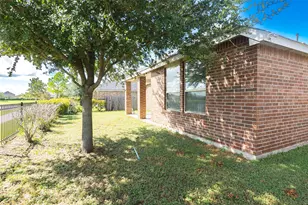1405 New Urban Wy, Houston, TX 77047 - Photo 17