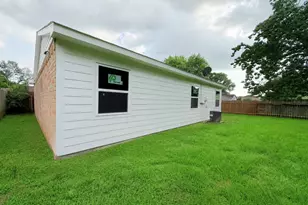 24410 Kennedy Ranch Ln, Hockley, TX 77447 - Photo 5