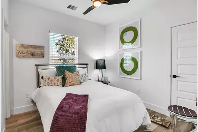8012 Brandon Street, Houston, TX 77051 - Photo 15