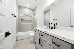 8012 Brandon St, Houston, TX 77051 - Photo 25
