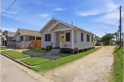 2115 26th Street, Galveston, TX 77550 - Photo 31