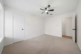 88 Rolling Hills Dr, Conroe, TX 77304 - Photo 23