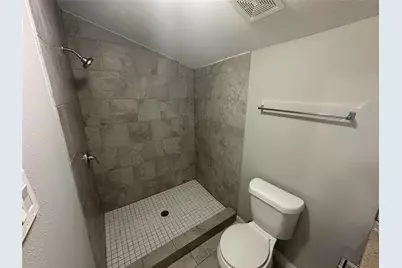 107 Altic Street #3, Houston, TX 77011 - Photo 11