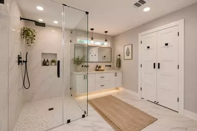 1218 Des Jardines Street, Houston, TX 77023 - Photo 13
