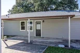 1108 18th Street N, Nederland, TX 77627 - Photo 7