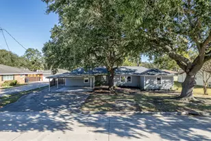 1108 18th Street N, Nederland, TX 77627 - Photo 1