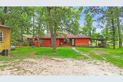 98 N Lakeside Drive N, Huntsville, TX 77320 - Photo 1