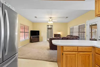 98 N Lakeside Drive N, Huntsville, TX 77320 - Photo 5